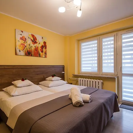 Apartament Na Urlop - Centrum - Przy Bulwarze - 500m Do Basenow 아파트 *