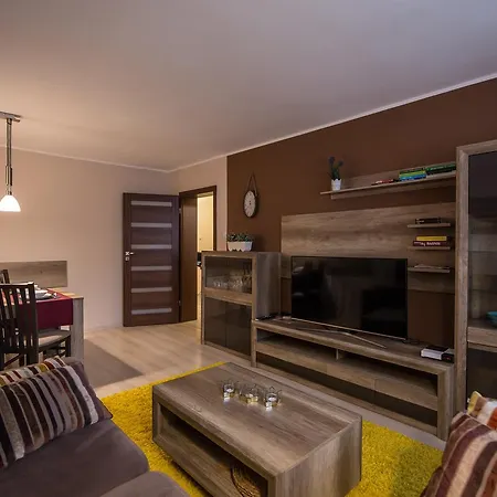 Apartament Na Urlop - Centrum - Przy Bulwarze - 500m Do Basenow